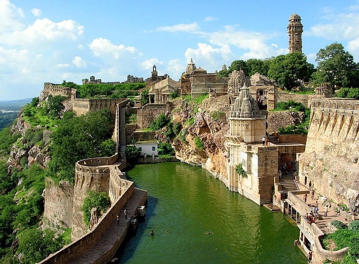 Top 10 Must-Visit Places in Rajasthan