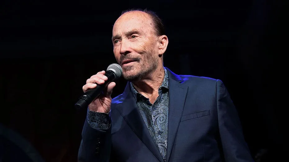 Lee Greenwood to release ‘beautiful’ new song partially penned by Ronald Reagan