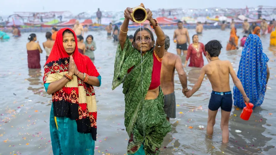 World’s largest religious gathering begins in India (Maha Kumbh festival), hundreds of millions of Hindus expected to attend