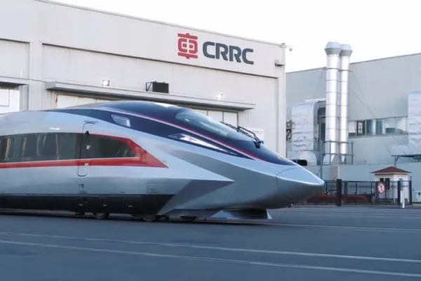 China unveils the world’s fastest high-speed train with a top speed of 280 mph