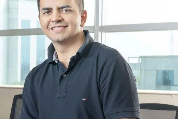 ओला अपने AI वेंचर क्रुत्रिम में ₹2,000 करोड़ निवेश करेगी:कंपनी के फाउंडर भाविश अग्रवाल ने की अनाउंसमेंट, AI लैब भी की अनवील