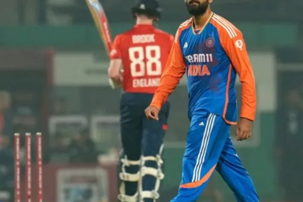वरुण चक्रवर्ती भारत के वनडे स्क्वॉड में शामिल:टीम के साथ नागपुर में प्रैक्टिस की; प्लेयर ऑफ द टी-20 सीरीज बने थे