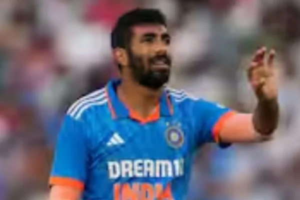 बुमराह स्कैन के लिए बेंगलुरु पहुंचे:NCA में मेडिकल टीम की निगरानी में रहेंगे; चैंपियंस ट्रॉफी खेलना फिटनेस पर निर्भर